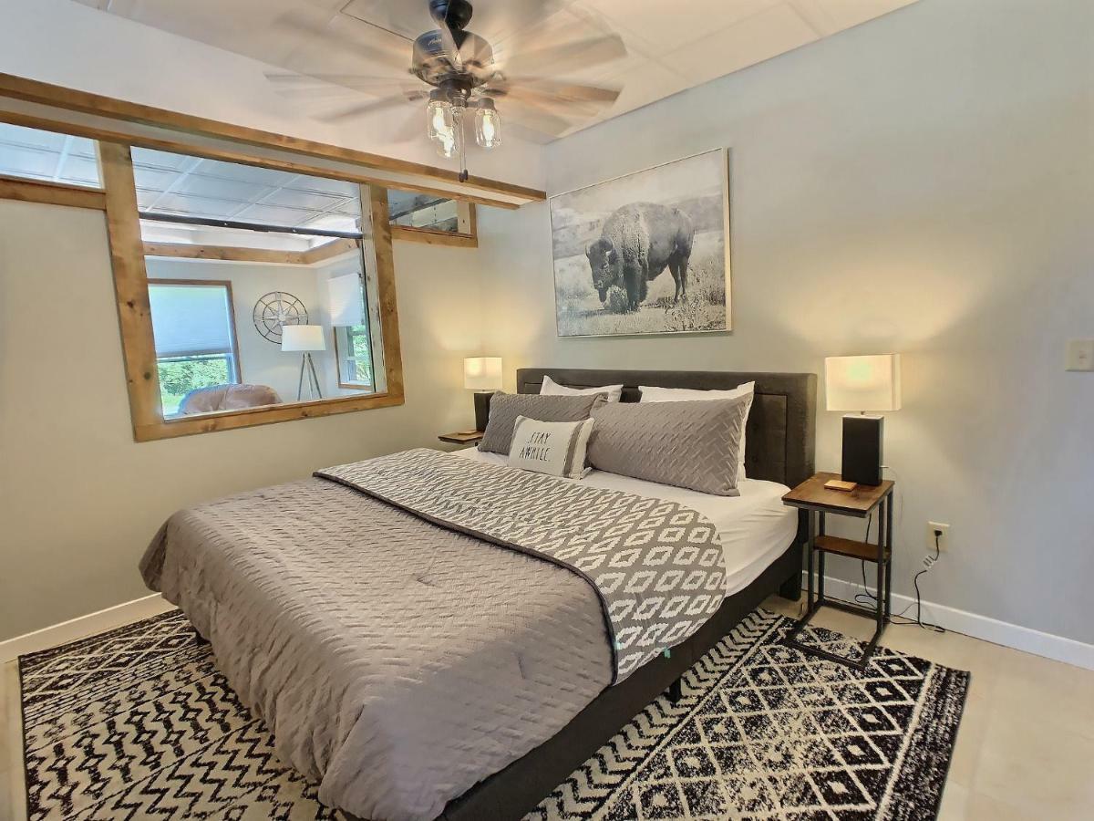 אליקוטוויל The Maples Apt - King Bed, Pet Friendly, Beautiful Views מראה חיצוני תמונה